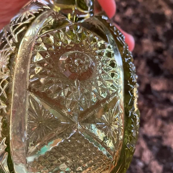 Vintage Indiana Green Glass Decanter with Stopper - Picture 2 of 4